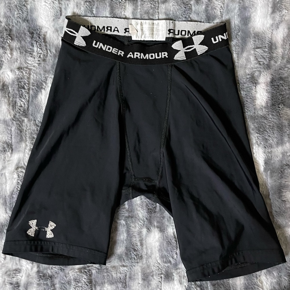 UNDER ARMOUR PERFORMANCE Men's Black Compression Shorts Size M Medium
